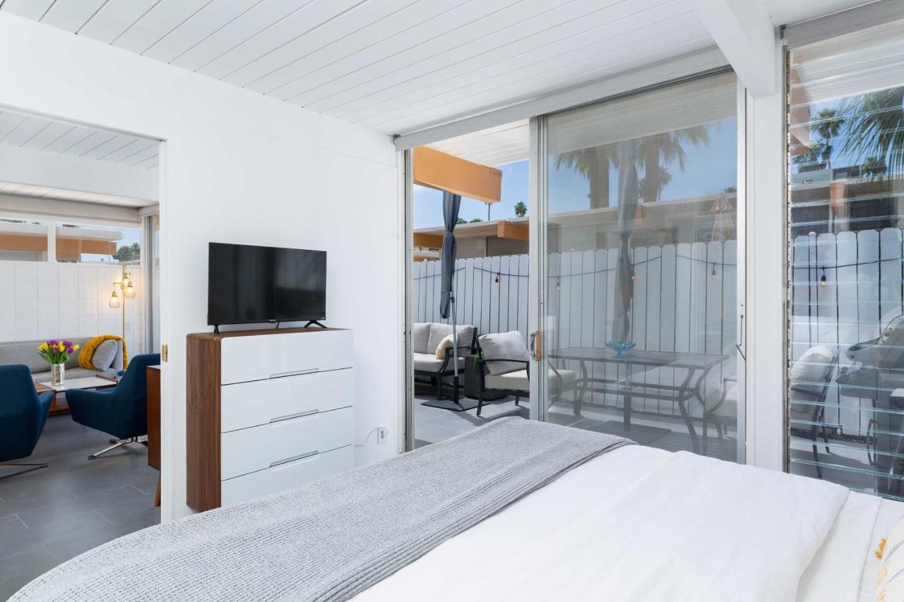 Mid-Century Palm Springs Bungalow With Patio! Zewnętrze zdjęcie